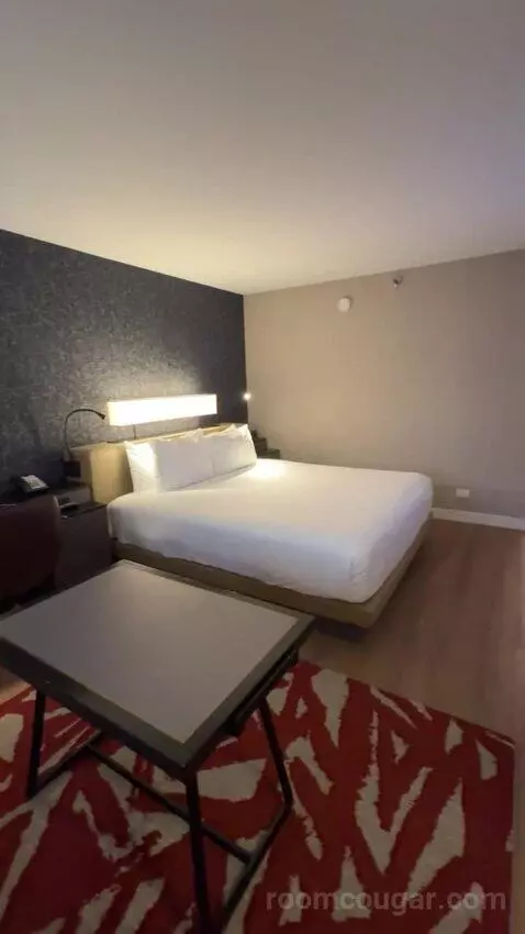 King Room - High Floor (#1016) bed picture #12