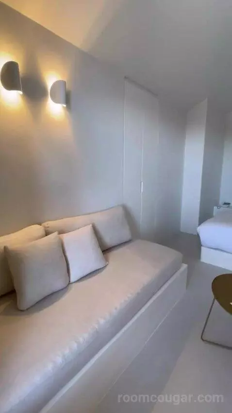Superior Jetted Tub Suite Sea View bed picture #3