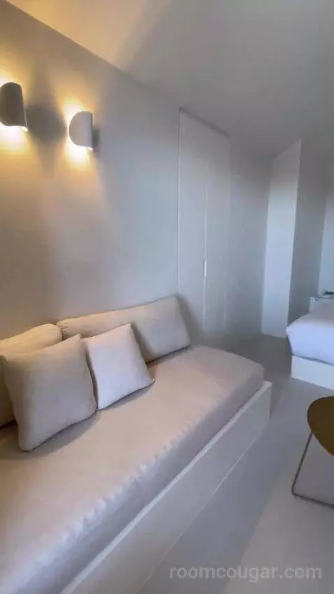 Superior Jetted Tub Suite Sea View bed picture #4