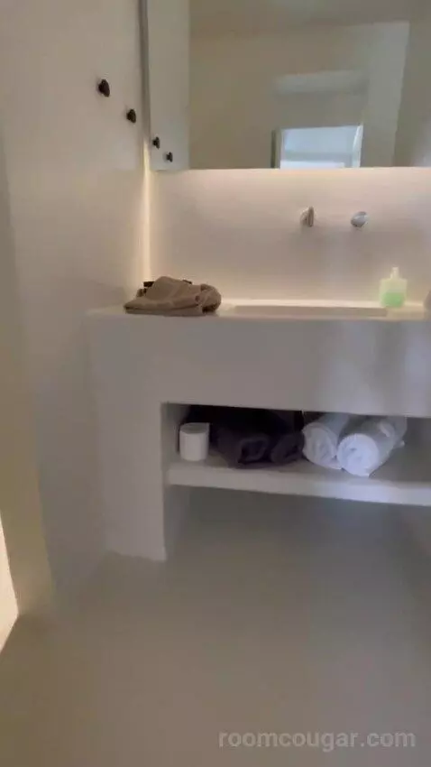 Superior Jetted Tub Suite Sea View bathroom picture #6