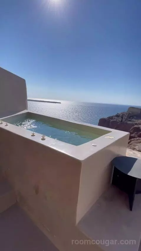 Superior Jetted Tub Suite Sea View view picture #2