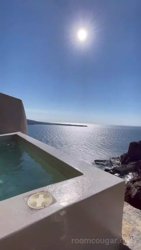 Superior Jetted Tub Suite Sea View view picture #3