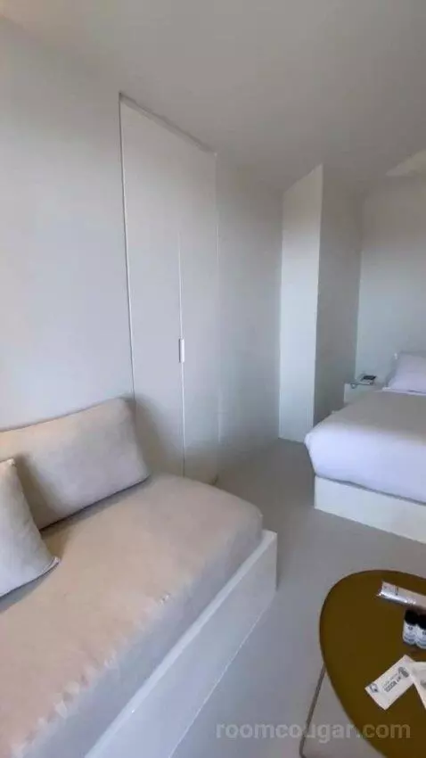 Superior Jetted Tub Suite Sea View bed picture #5
