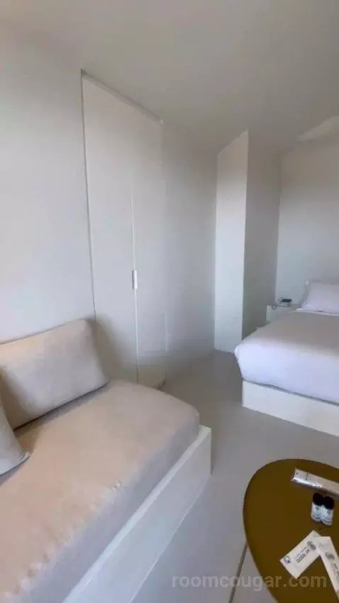 Superior Jetted Tub Suite Sea View bed picture #6