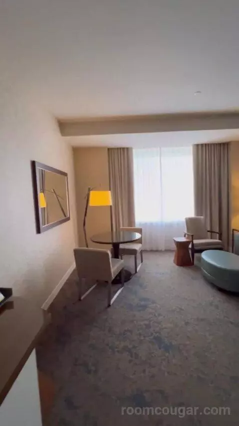 Junior Suite, 1 Bedroom Suite, 2 Queen bed picture #8