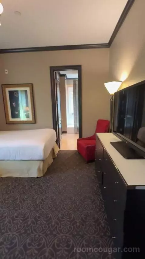 Rockstar Suite bed picture #6
