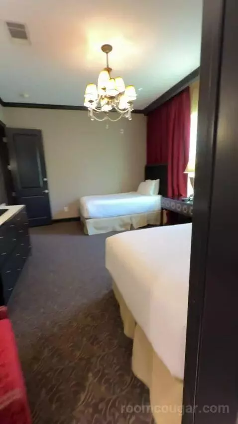Rockstar Suite bed picture #12