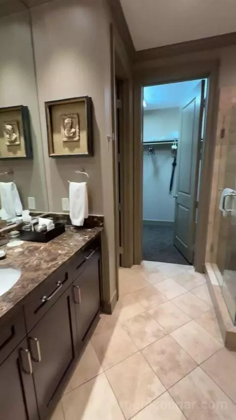 Leonardo Suite bathroom picture #4
