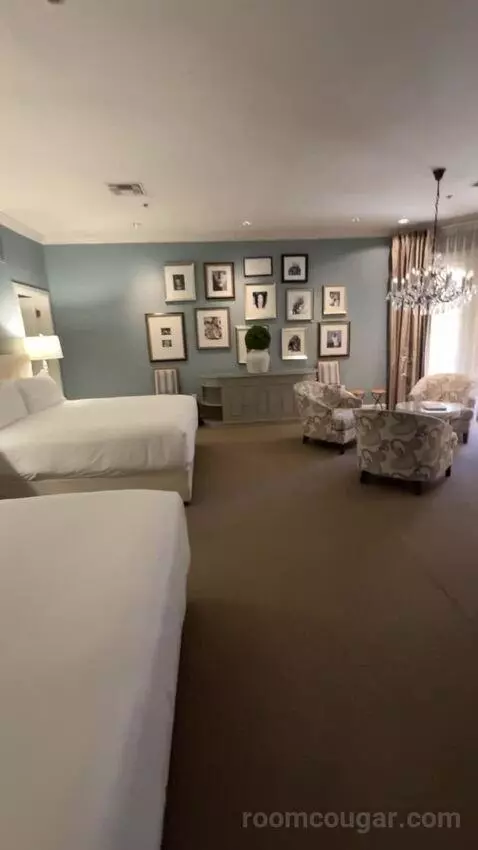 Rendez Vouz Suite bed picture #10