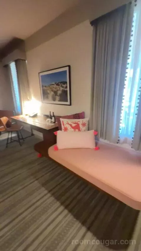 Presidential Suite bed picture #6