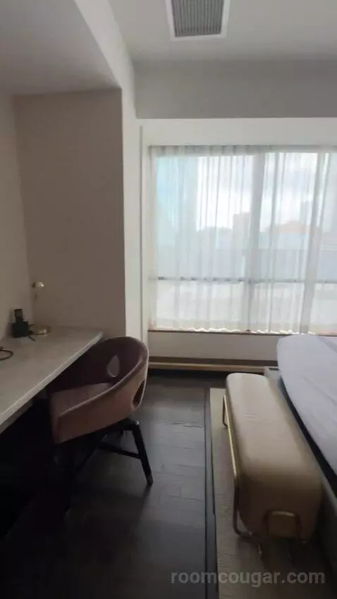 Queen Room with Two Queen Beds bed picture #10
