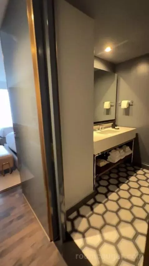 Queen Room with Two Queen Beds bathroom picture #2