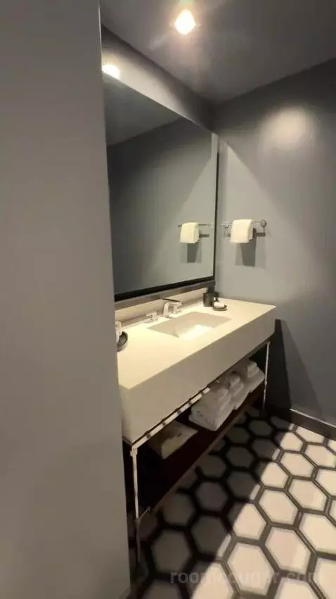 Queen Room with Two Queen Beds bathroom picture #4