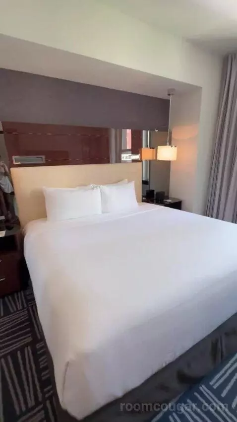 Joule Suite bed picture #9