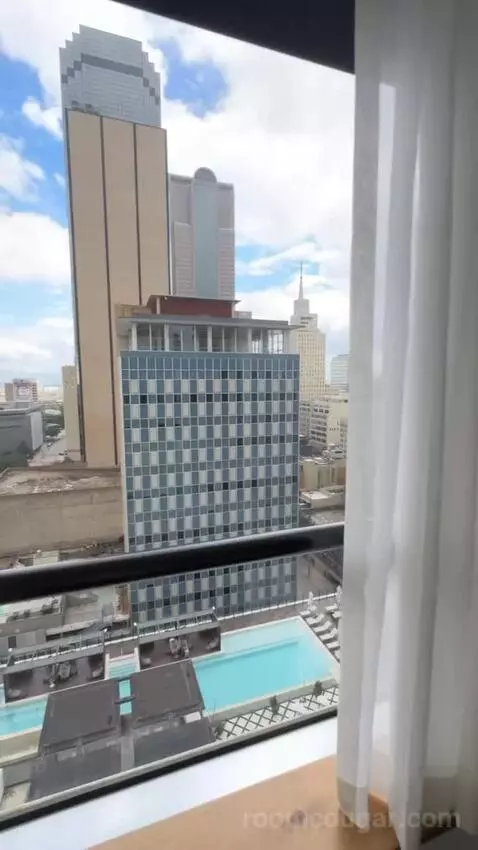 Corner Suite view picture #1