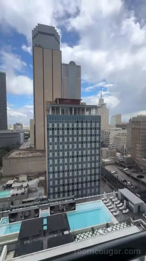 Corner Suite view picture #5