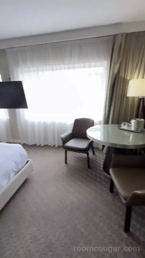 Premium Queen Room with Two Queen Beds bed picture #3