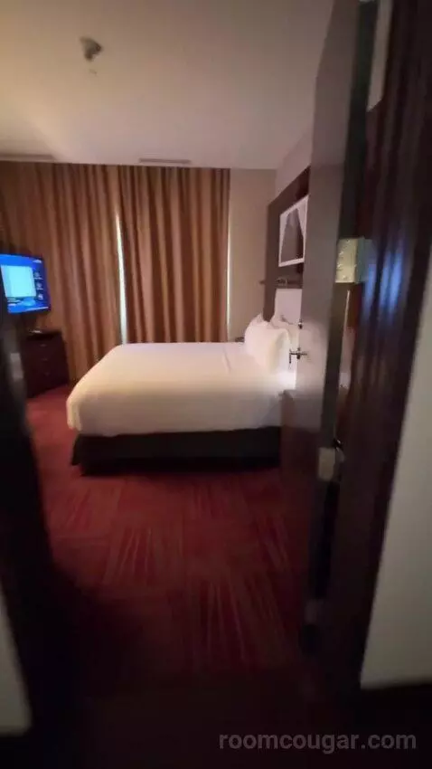 The Joule Penthouse bed picture #1