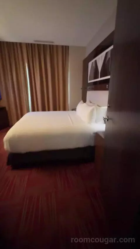 The Joule Penthouse bed picture #5