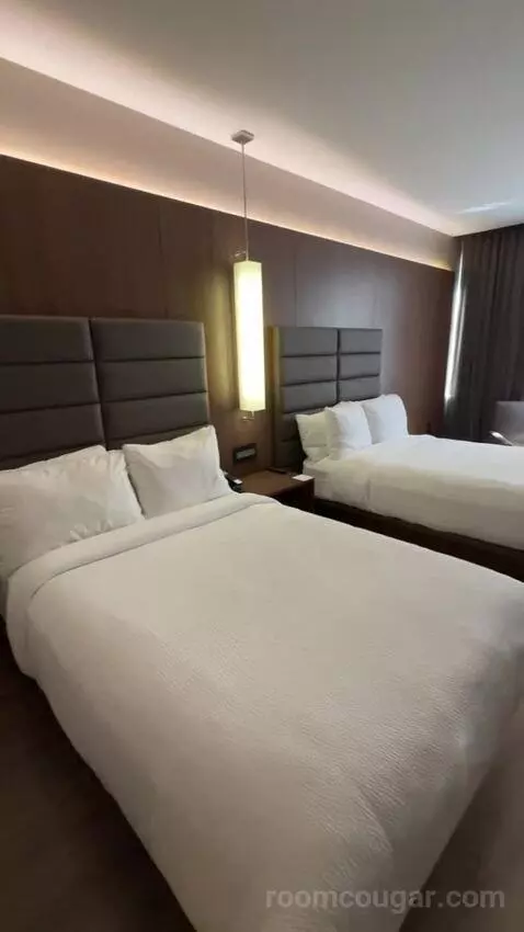 Guest Room with Two Double Beds bed picture #4