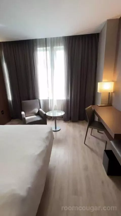 Guest Room with Two Double Beds bed picture #12