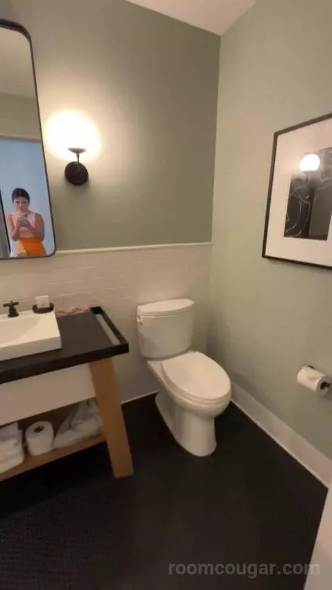 Essential Queen Room with Two Queen Beds bathroom picture #1