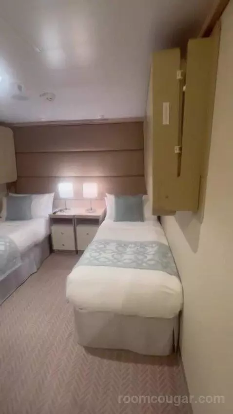 Inside Cabin bed picture #2