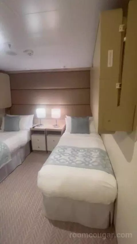 Inside Cabin bed picture #5