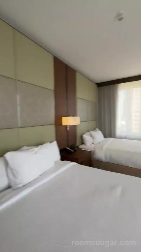 One-Bedroom Suite with Two Queen Beds bed picture #9