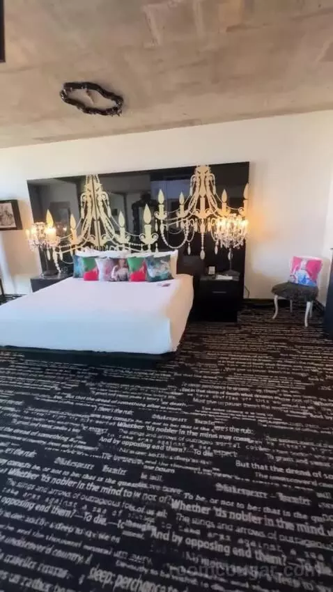 Cake Premium King bed picture #3