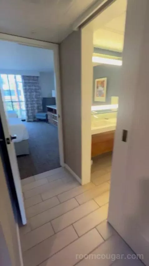 Two Double Bed Suite with Golf Course View picture #13