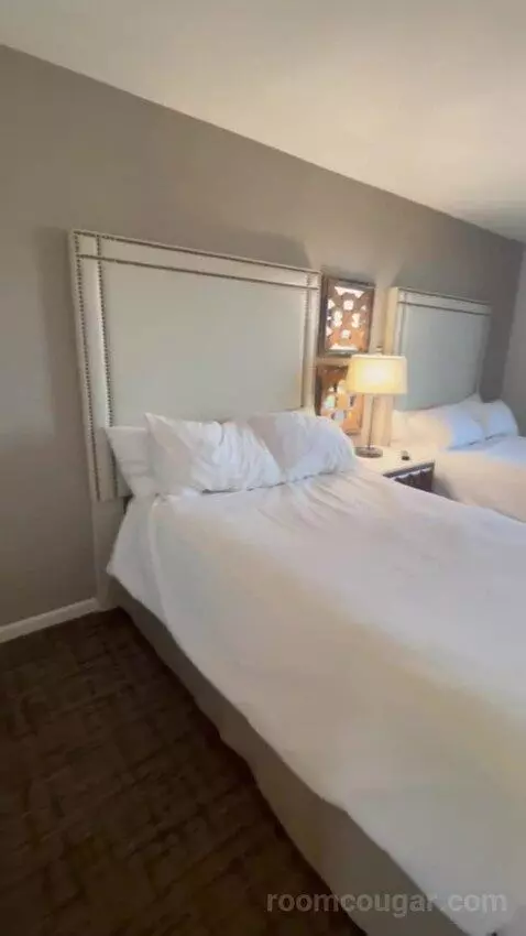 Two Double Bed Suite with Golf Course View bed picture #4