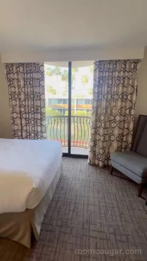 Two Double Bed Suite with Golf Course View view picture #9