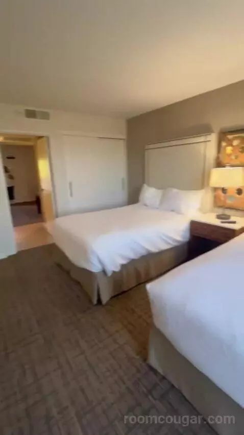Two Double Bed Suite with Golf Course View bed picture #7