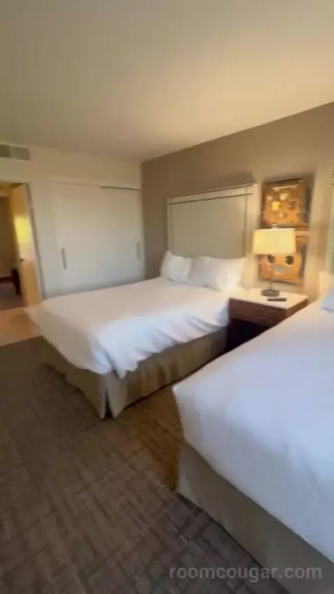 Two Double Bed Suite with Golf Course View bed picture #8