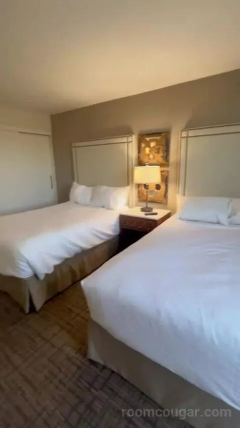 Two Double Bed Suite with Golf Course View bed picture #11