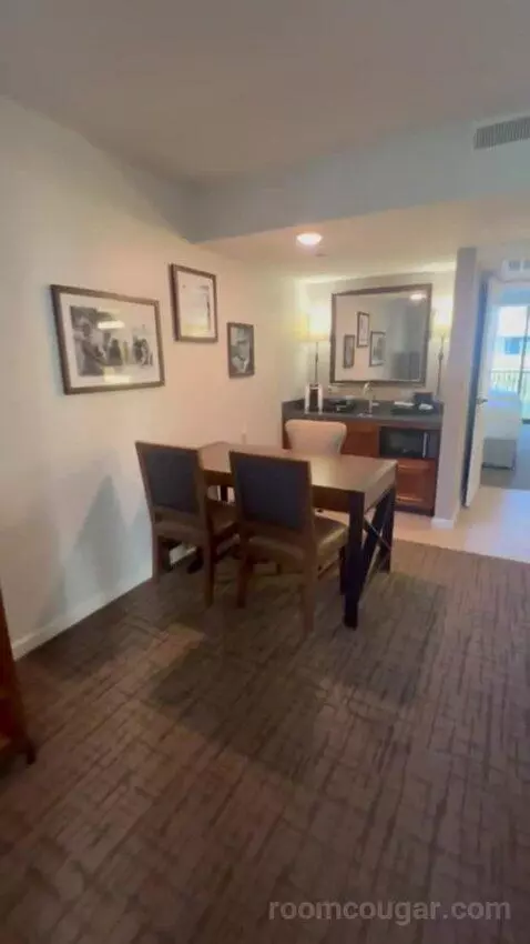Two Double Bed Suite with Golf Course View picture #7