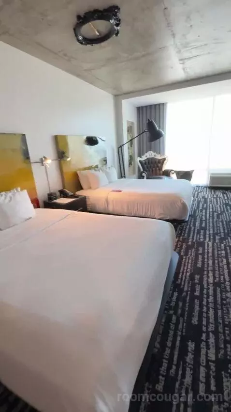Deluxe Double Queen Room view picture #1