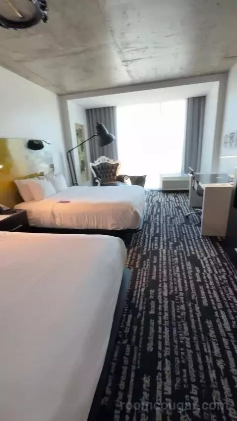Deluxe Double Queen Room view picture #6