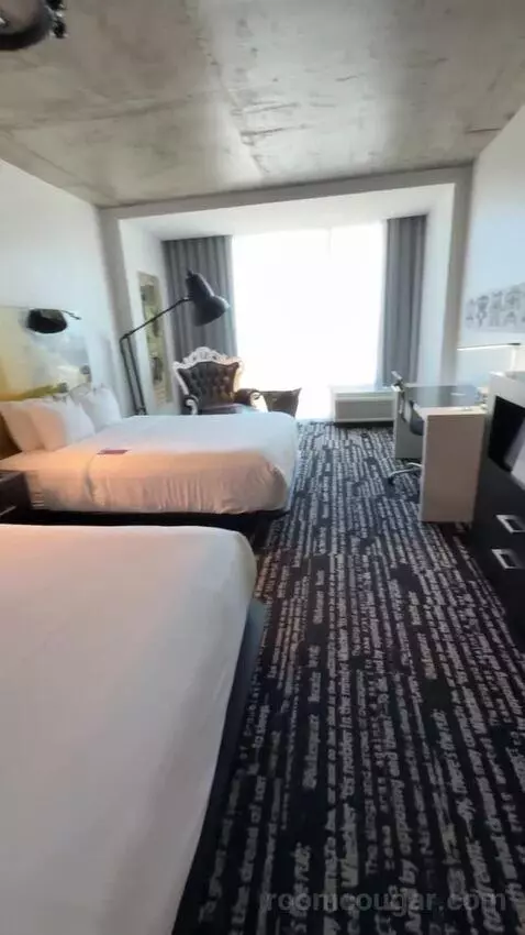 Deluxe Double Queen Room view picture #7