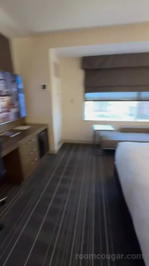 King Room bed picture #9
