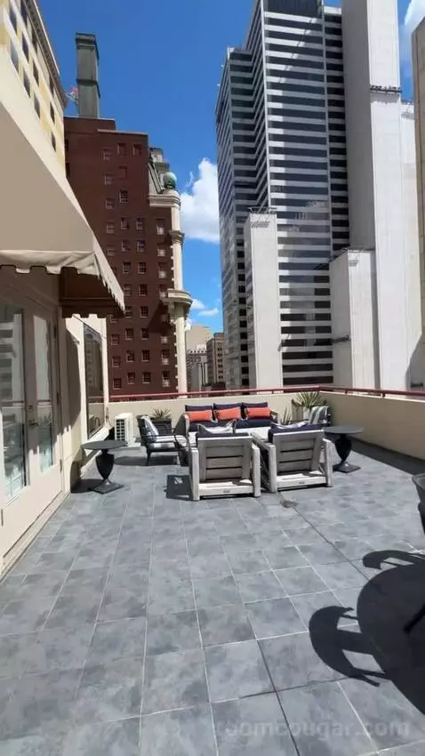 Hollywood Suite view picture #4