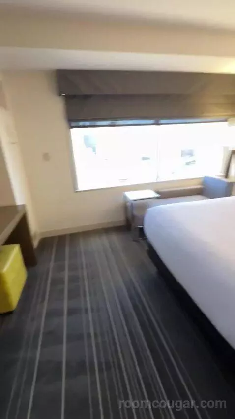 Queen Room with Two Queen Beds and City View bed picture #2