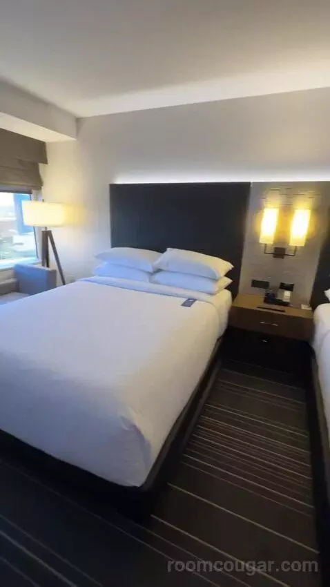 Queen Room with Two Queen Beds and City View bed picture #8