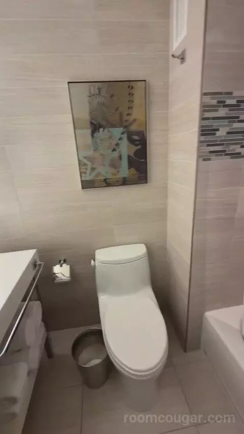 Queen Room with Two Queen Beds and City View bathroom picture #6