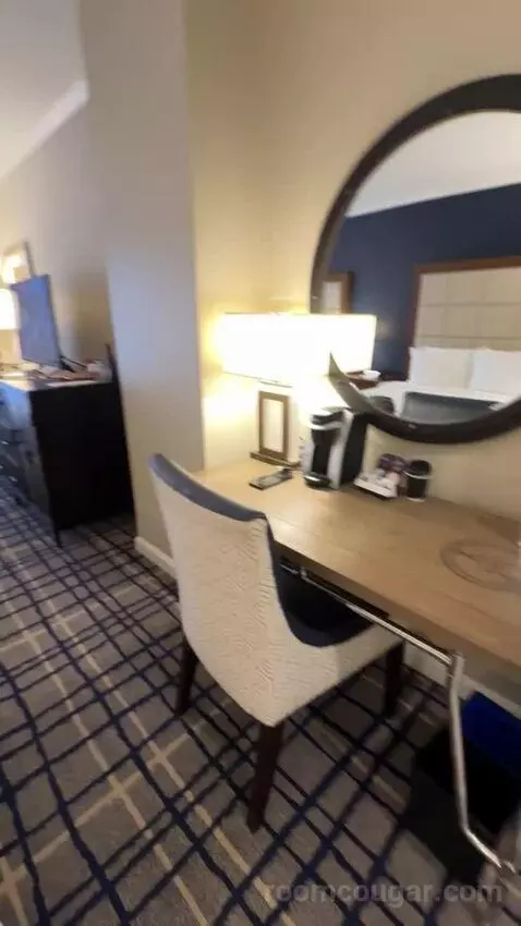 Deluxe Guest Room, 2 King Beds bed picture #1