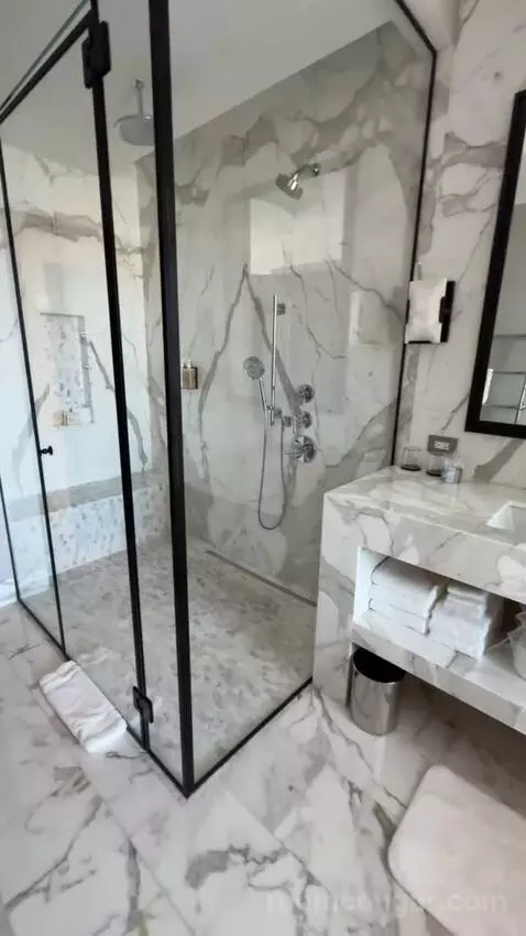Grand Swexan Suite (#1915) bathroom picture #11
