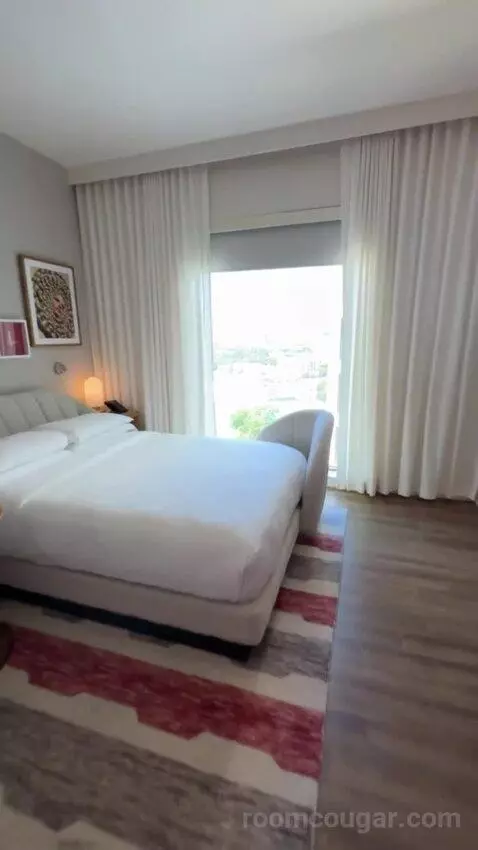 Queen Room with Two Queen Beds bed picture #9