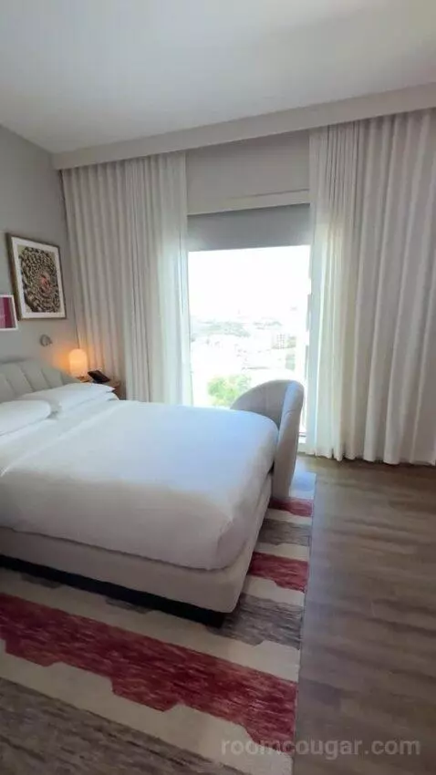 Queen Room with Two Queen Beds bed picture #10