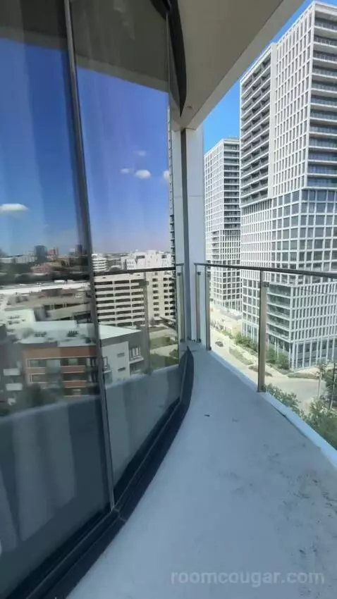 Grand King Room view picture #12